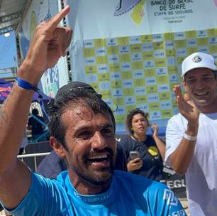 Michel Roque dá show de aéreos, bate embaixador e fatura título de etapa da WSL na Praia do Futuro