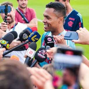 Alex Sandro, do Flamengo, recorda partidas contra o PSG