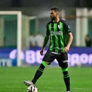 Goiás negocia com zagueiro da Série B que já passou no clube e formado no São Paulo