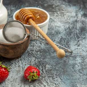 Mel ou açúcar: qual é melhor para adoçar?