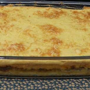 Torta de mandioca cremosa com carne moída: sem farinha de trigo e desmancha na boca