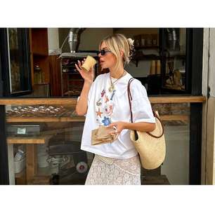 Os tênis Converse perfeitos para mulheres ricas: feitos de couro na cor Cloud Dancer, eles trazem a elegância de volta à moda