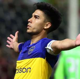 Goiás se aproxima de ex-Boca Juniors, jogador badalado Sul-Americano: "Na mira"
