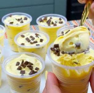 Sobremesa de maracujá sem leite condensado: misturou e gelou, o doce mais cremoso e econômico de apenas 3 ingredientes