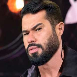 Cantor de forró, Jones Mesquita, morre em acidente de moto aos 36 anos