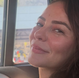 Paolla Oliveira abre álbum de fotos com momentos 'sem filtro'