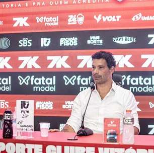 Fica ou sai? Fábio Mota quebra o silêncio e revela futuro do executivo Gustavo Vieira no Vitória