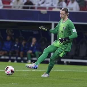 Safonov vira protagonista e dá ao PSG o título inédito do Intercontinental