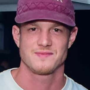 Discreta! Pedro Novaes faz rara aparição com a namorada; veja as fotos