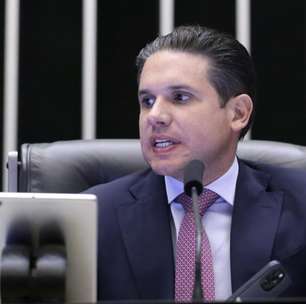 Ao cassar Eduardo e Ramagem, Motta desiste de desafiar Moraes após choque de realidade com Zambelli