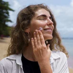 7 erros comuns ao usar protetor solar que você precisa evitar