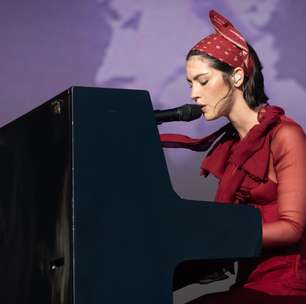 Gracie Abrams detona o 'narcisismo venenoso e vil' de Donald Trump após a morte de Rob Reiner