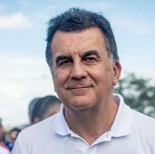 Destaque do Vitória tem propostas do Brasil e do exterior, revela Fábio Mota: "Só sai pagando"