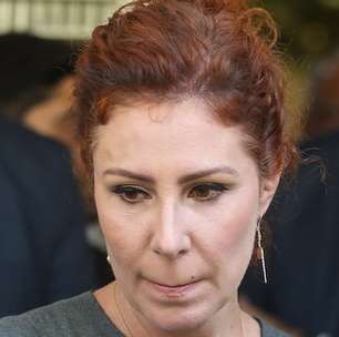 Senador diz que Carla Zambelli foi agredida por detentas mais de uma vez em prisão na Itália