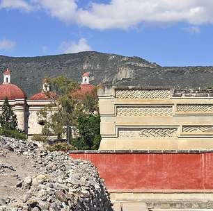 Arqueólogos descobrem 'passagem para o submundo' em igreja católica