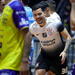 Pivô vice-campeão da LNF pelo Corinthians é anunciado por novo clube; promessa também deixa o Timão