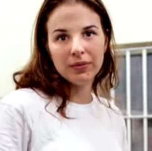 Suzane von Richthofen é flagrada pela primeira vez após o sucesso de 'Tremembé'; ex-detenta foi vista em bairro nobre