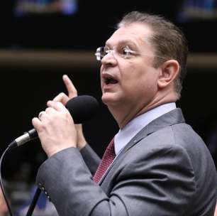 Quem é Sóstenes Cavalcante, alvo de operação da PF por suspeita de desvios na cota parlamentar