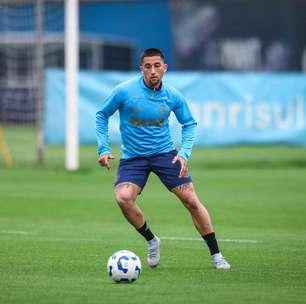 Luis Castro inicia trabalho no Grêmio e define bases do planejamento para 2026