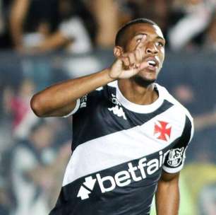 Com futuro incerto, Rayan pode marcar seu nome na história do Vasco conquistando título