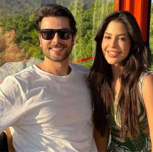 Gustavo Marsengo e Laís Caldas revelam gravidez aos amigos