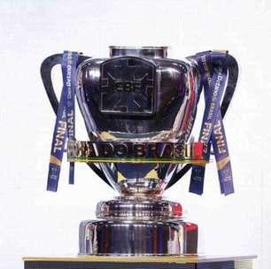 Estudante de engenharia civil, ex-Corinthians e Vasco crava preferência na Copa do Brasil