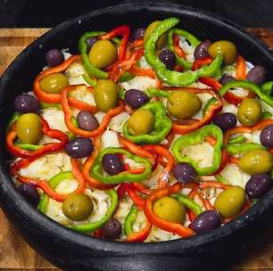 Bacalhau à gomes de sá: o prato tradicional e perfeito para brilhar na sua ceia de Natal