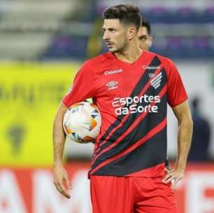 Athletico-PR bate o martelo e vende Di Yorio para clube do exterior: "Milhões na mesa"