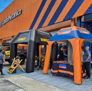 Loja do Mecânico promove evento com carros antigos em Jundiaí/SP