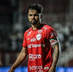 Revelado no Vila Nova, Alesson é pedido em gigante paulista para 2026: "Ele fez"