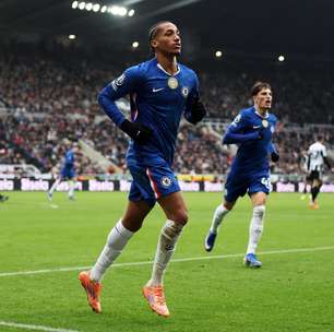 Chelsea acorda no segundo tempo e João Pedro evita derrota para o Newcastle