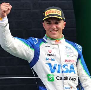 F1: Hadjar enxerga semelhança com mentalidade de Verstappen