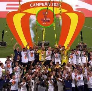 Corinthians vence o Vasco, cala o Maracanã e é tetra da Copa do Brasil