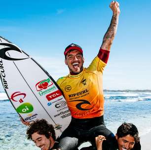 Gabriel Medina completa 32 anos de idade; relembre grandes momentos do surfista