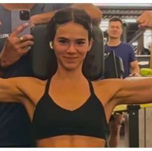 Antes e depois do corpo de Bruna Marquezine: personal mostra evolução dos músculos da atriz e apelido chama atenção. 'Marombeirinha'
