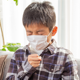 OMS emite alerta após aumento de casos de coqueluche