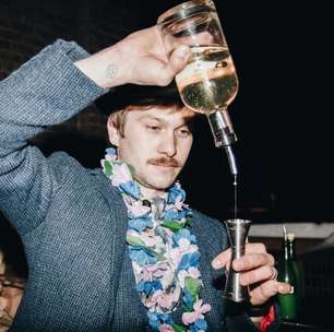 Ao contrário dos millennials, a Geração Z evita a "ressaca": eles sabem que o álcool afeta o cérebro e a produtividade