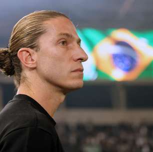 Com aval de Filipe Luís, Flamengo consulta atacante do futebol europeu