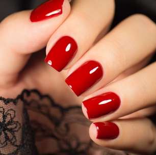 Unhas de Natal e de Ano-Novo: confira o passo a passo