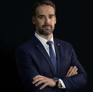 Eduardo Leite: 'Kassab tem deixado muito claro que não estaremos nem com Lula nem com Bolsonaro nas eleições'