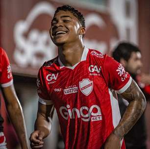 Vila Nova deve definir situação de Gustavo Pajé enquanto aguarda investigação