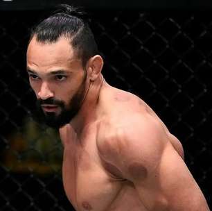 VÍDEO: Michel Pereira troca fortes golpes com ex-campeão durante treino intenso; assista