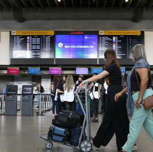 Pilotos e comissários podem entrar em greve a partir de 1º de janeiro