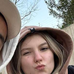 'Mesmo na dor, Deus permanece': com Isabel Veloso internada na UTI há 27 dias, marido da influenciadora faz comovente reflexão no 1º Natal com filho