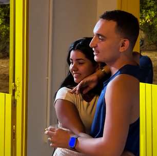 João Gomes e esposa choram com participação do cantor em especial de Roberto Carlos