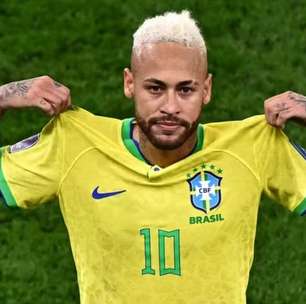 Neymar em alerta: craque passa por cirurgia às vésperas do Natal e preocupa torcedores