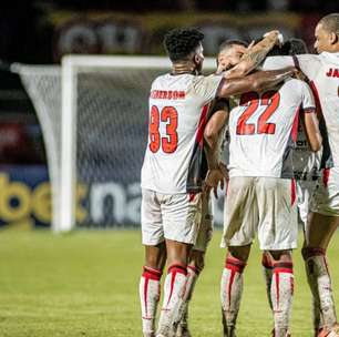 Com aval de Fábio Mota, Vitória bate o martelo e garante lateral até o fim de 2026