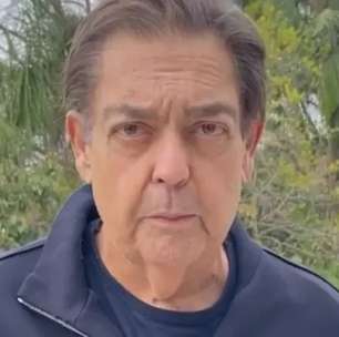 Faustão aparece de forma diferente em foto com a família no Natal