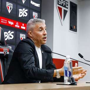 CHEGOU! São Paulo contrata lateral gringo após aval de Hernan Crespo