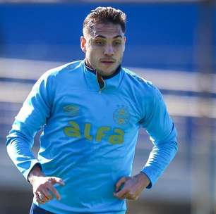 Volante Camilo se reunirá com direção do Grêmio para definir futuro